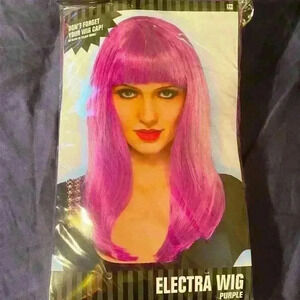 Purple Wig - Pic of how‎ it looks attached